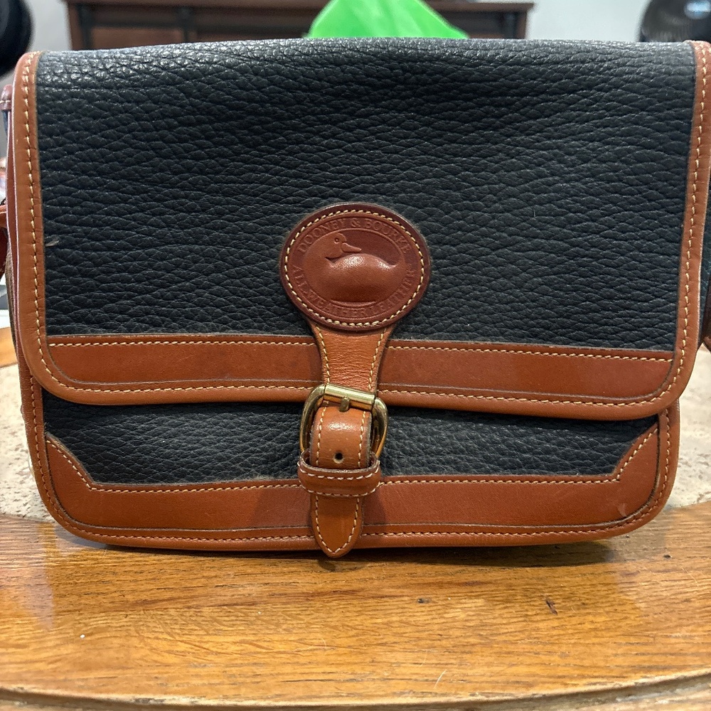 Dooney & Bourke